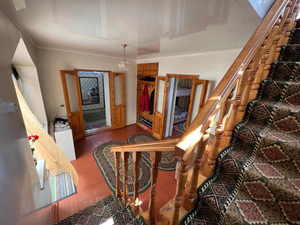 Hostel My House Каракол Екстериор снимка